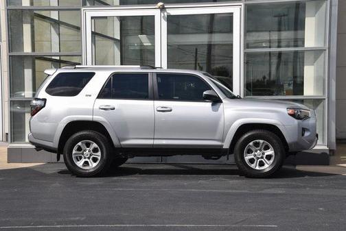 2023 Toyota 4Runner SR5