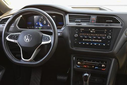 2022 Volkswagen Tiguan 2.0T SE 4MOTION