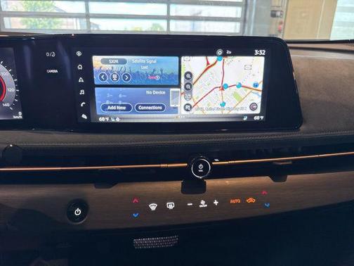 Black Diamond Pearl 2024 Nissan ARIYA PLATINUM+