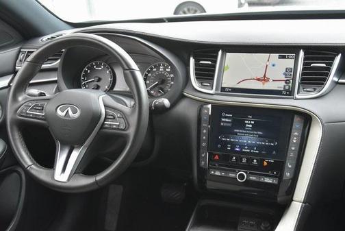 2025 INFINITI QX55 ESSENTIAL