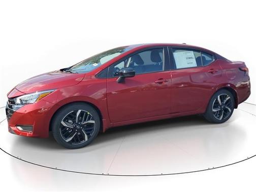 2025 Nissan Versa 1.6 SR