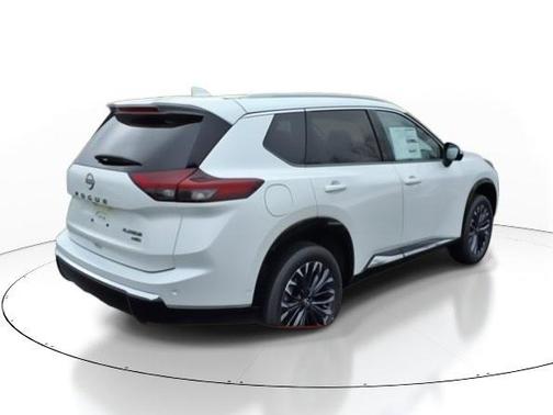 2025 Nissan Rogue Platinum