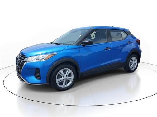 2023 Nissan Kicks S