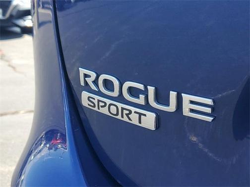 2022 Nissan Rogue Sport SL