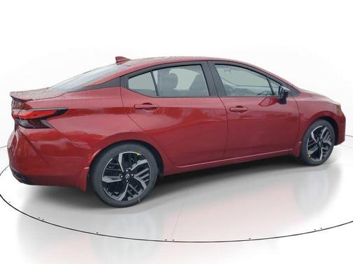 2025 Nissan Versa 1.6 SR