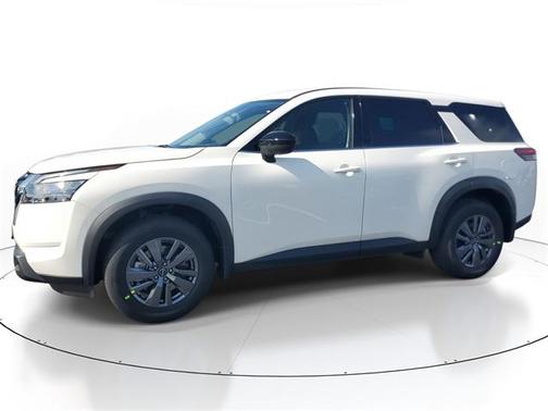 2025 Nissan Pathfinder S