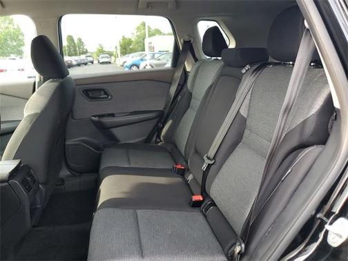 2022 Nissan Rogue S