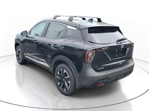 Super Black 2026 Nissan Kicks SV