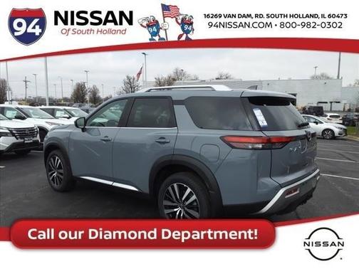 2025 Nissan Pathfinder Platinum