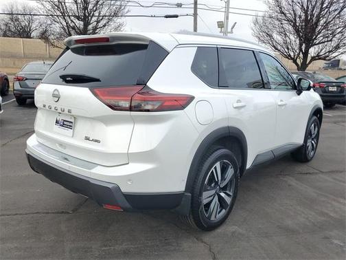 2025 Nissan Rogue SL