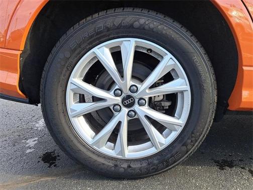 2023 Audi Q3 45 S line Premium