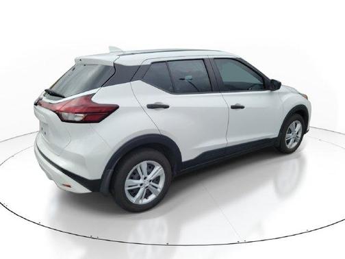 Fresh Powder 2025 Nissan Kicks Play S