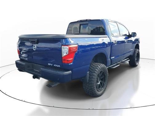 2021 Nissan Titan SV