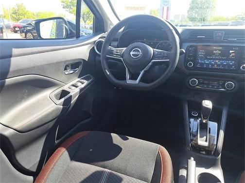 2025 Nissan Versa 1.6 SR