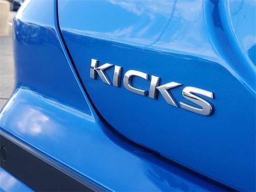 2024 Nissan Kicks S