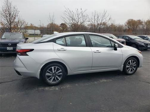 2025 Nissan Versa 1.6 SV