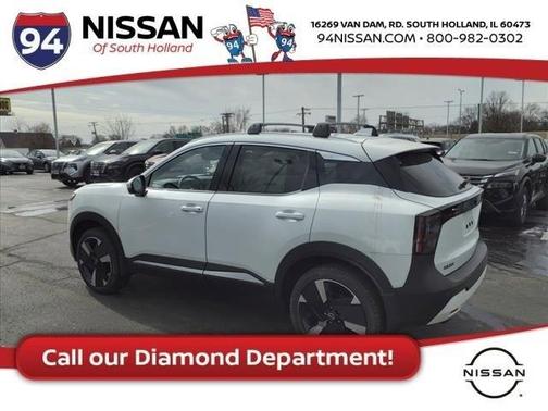 2025 Nissan Kicks SR