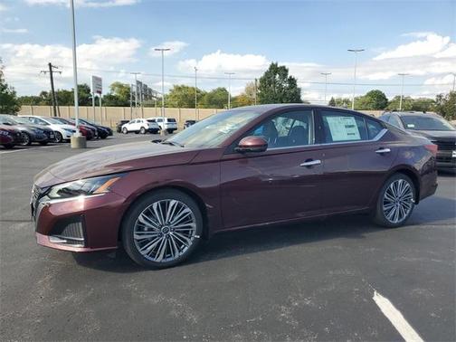 2025 Nissan Altima SL