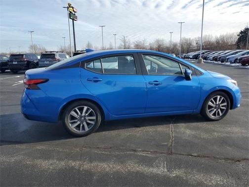 2020 Nissan Versa 1.6 SV