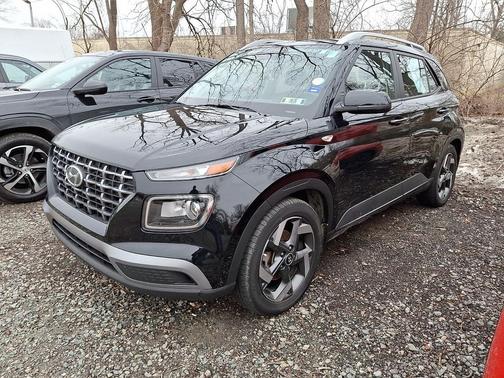 2022 Hyundai VENUE SEL