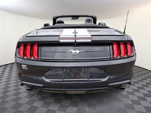 2022 Ford Mustang EcoBoost Premium