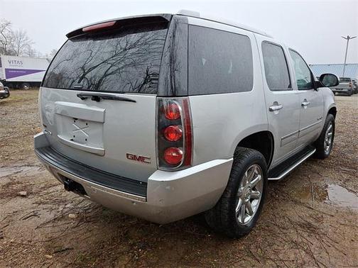 2011 GMC Yukon Denali