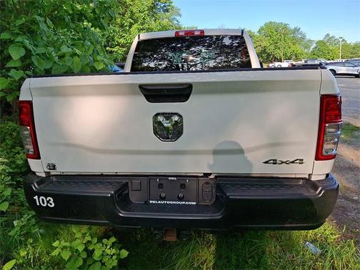 2022 RAM 2500 Tradesman Crew Cab 4x4 6'4' Box