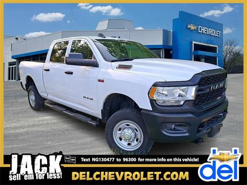 2022 RAM 2500 Tradesman Crew Cab 4x4 6'4' Box
