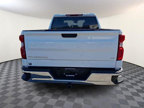 Summit White 2025 Chevrolet Silverado 1500 LT