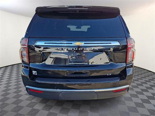2023 Chevrolet Suburban LT
