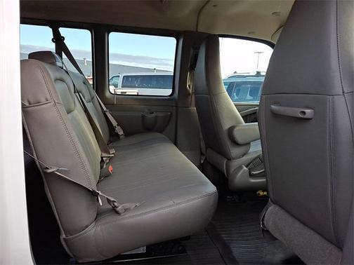 2025 Chevrolet Express 3500 RWD 3500 Extended Wheelbase LS