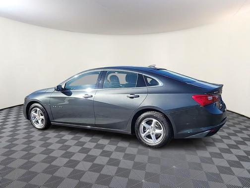 2017 Chevrolet Malibu 1LS