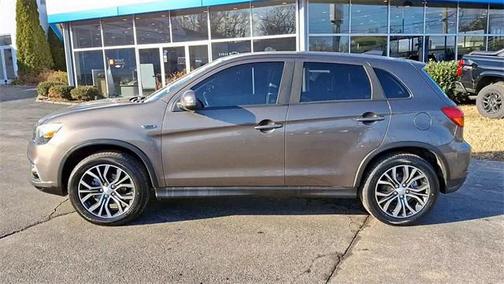 2019 Mitsubishi Outlander Sport SE