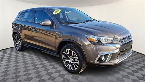 2019 Mitsubishi Outlander Sport SE