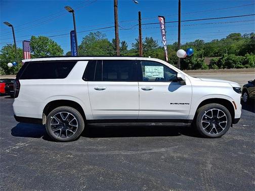 2025 Chevrolet Suburban RST