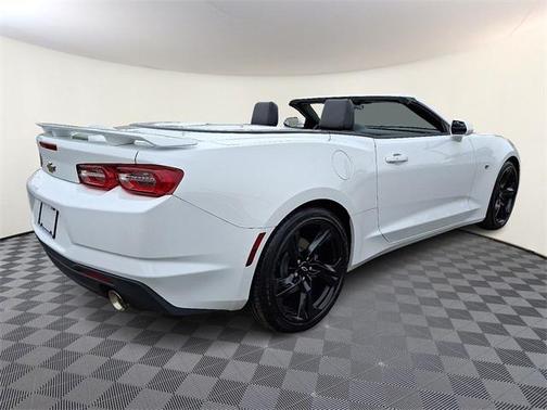 2022 Chevrolet Camaro 2LT