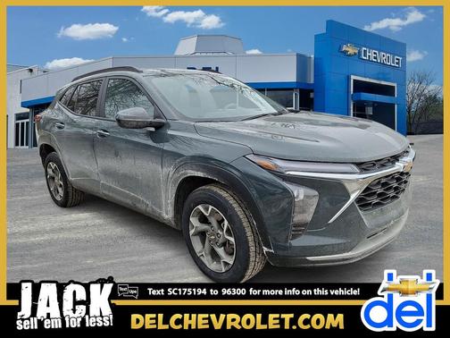 2025 Chevrolet Trax LT