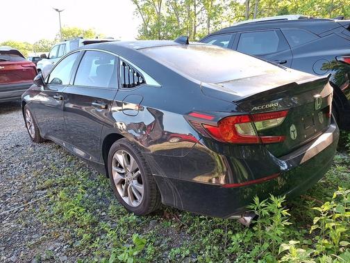 Crystal Black Pearl 2018 Honda Accord LX