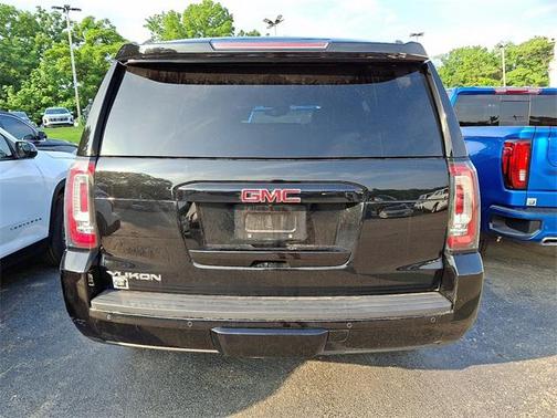 2017 GMC Yukon SLT