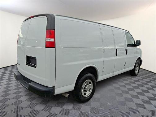 2020 Chevrolet Express 2500 RWD 2500 Regular Wheelbase WT