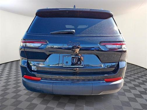 2022 Jeep Grand Cherokee L Altitude