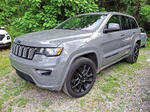 2021 Jeep Grand Cherokee Laredo