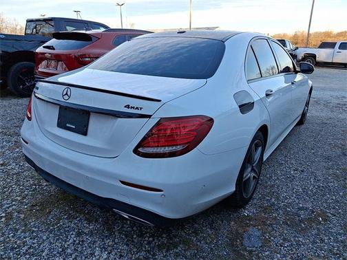 2017 Mercedes-Benz E-Class 4MATIC