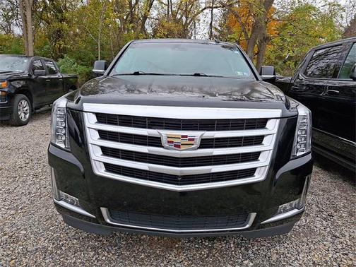 2016 Cadillac Escalade ESV Luxury