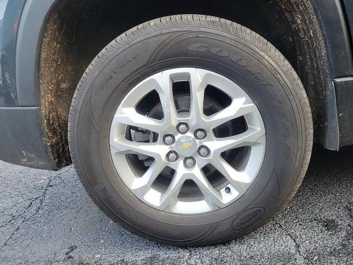 2020 Chevrolet Traverse LT Cloth