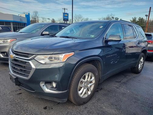 2020 Chevrolet Traverse LT Cloth