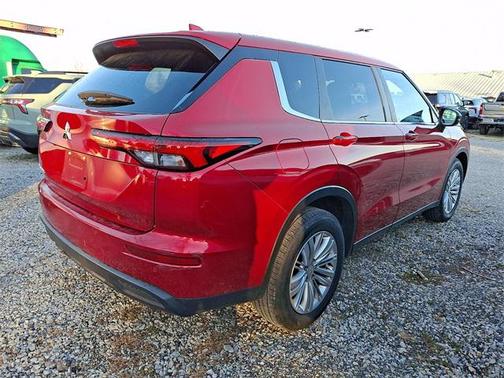 2022 Mitsubishi Outlander ES 2.5 2WD