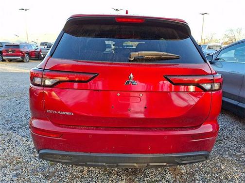 2022 Mitsubishi Outlander ES 2.5 2WD