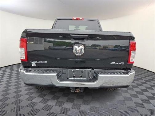 2023 RAM 2500 Big Horn Crew Cab 4x4 6'4' Box
