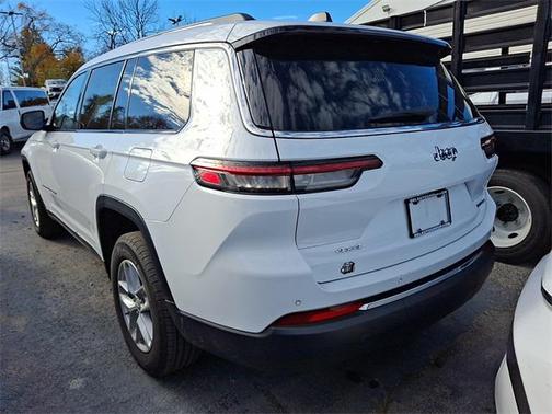 2023 Jeep Grand Cherokee L Laredo